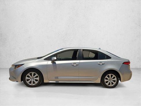 Used 2023 Toyota Corolla LE FWD image 8