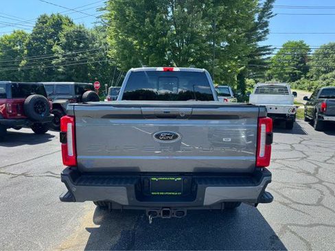 Certified 2025 Ford F250 Lariat w/ Lariat Ultimate Package AWD/4WD image 4