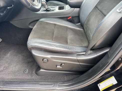 Used 2021 Jeep Grand Cherokee Laredo X image 16