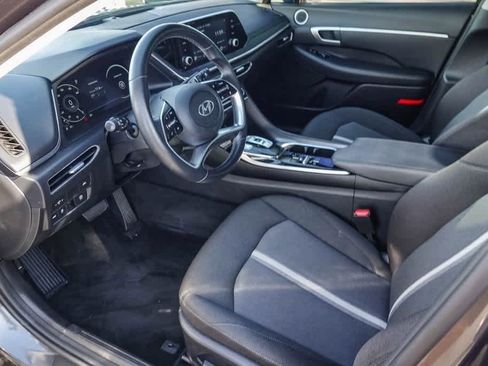 Used 2021 Hyundai Sonata SEL w/ Convenience Package image 16