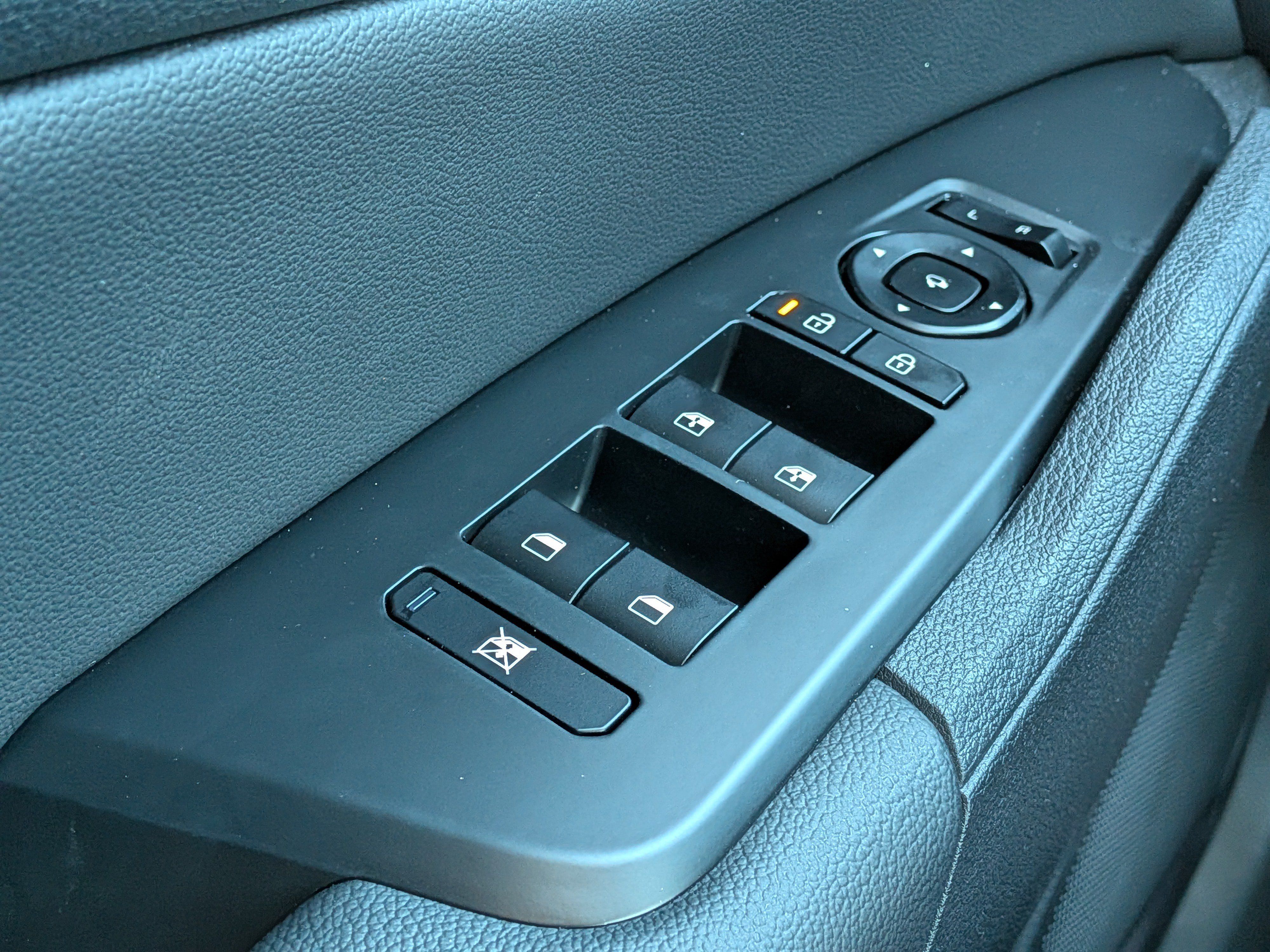 New 2026 Kia Sportage SX FWD image 24