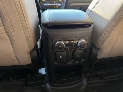 Used 2021 Ford Explorer Limited w/ Equipment Group 301A RWD image 25