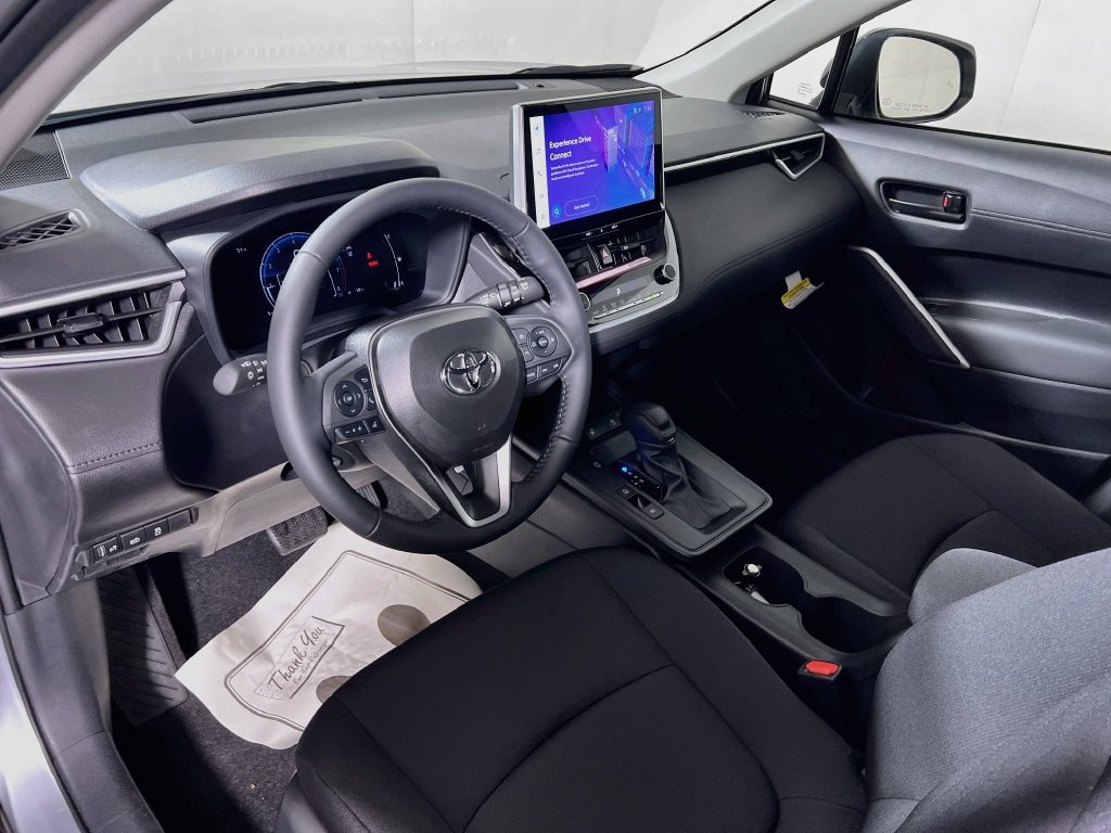New 2026 Toyota Corolla Cross LE w/ Moonroof Package AWD/4WD image 9
