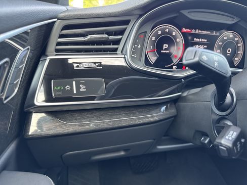 Certified 2026 Audi Q8 Premium Plus w/ Premium Plus Package AWD/4WD image 31