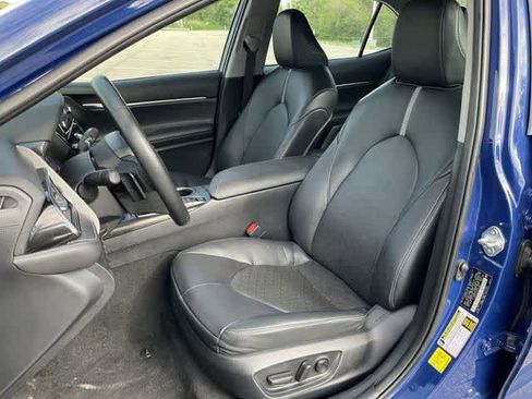 Used 2024 Toyota Camry XSE FWD image 12