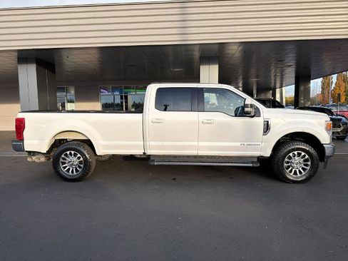 Certified 2022 Ford F350 Lariat w/ Lariat Value Package image 7