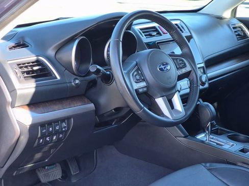 Used 2017 Subaru Outback 2.5i Limited image 11