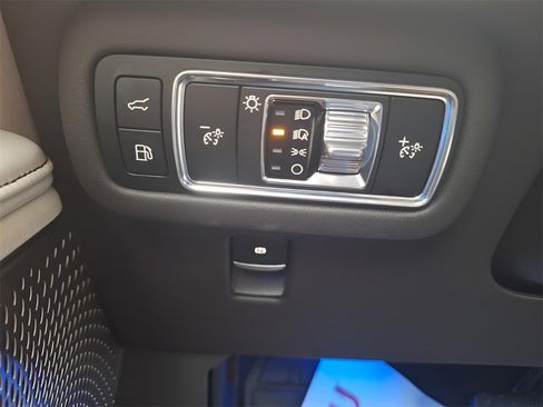 Used 2025 Lincoln Nautilus Black Label w/ Jet Appearance Package image 32