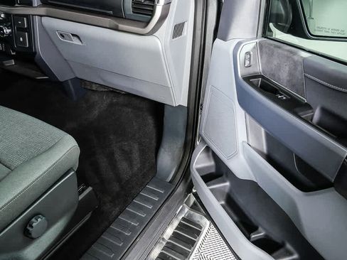 Used 2025 Ford F150 XLT w/ Equipment Group 301A Standard image 22