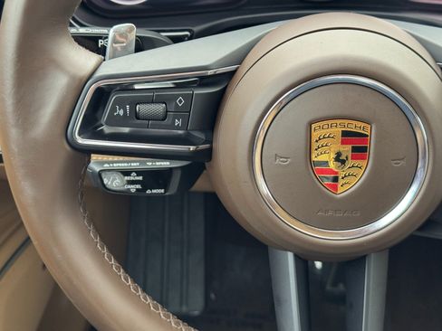Used 2022 Porsche Panamera 4S Executive image 21