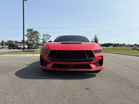 Used 2025 Ford Mustang GT RWD image 10