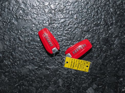 Used 2022 Ferrari F8 Tributo RWD image 46