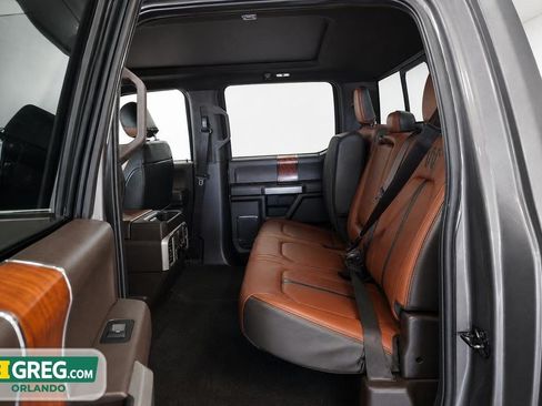 Used 2019 Ford F150 King Ranch w/ Equipment Group 601A Luxury AWD/4WD image 18