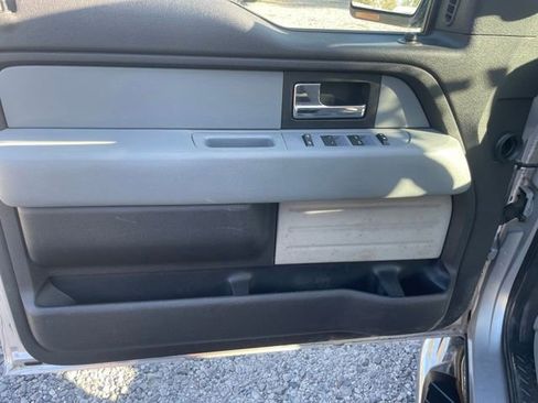 Used 2012 Ford F150 XLT w/ XLT Chrome Pkg image 10