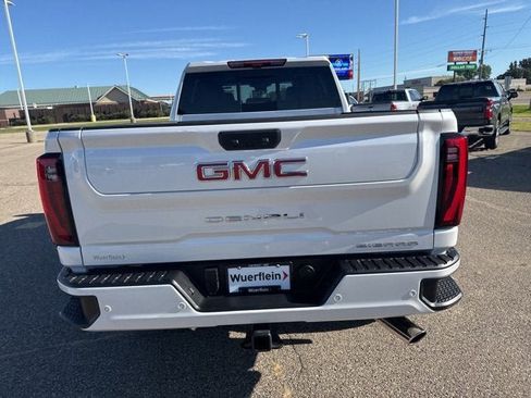 Certified 2025 GMC Sierra 3500 Denali w/ Denali Reserve Package image 4