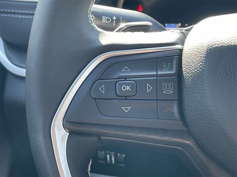 New 2025 Jeep Grand Cherokee L Altitude image 26