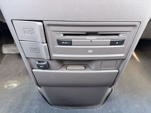 Used 2016 Honda Odyssey SE image 20