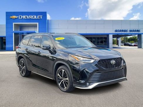 Used 2022 Toyota Highlander XSE FWD image 1