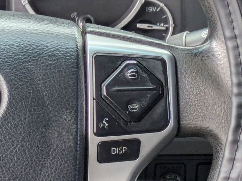 Used 2015 Toyota Tundra SR5 w/ SR5 Upgrade Package image 22