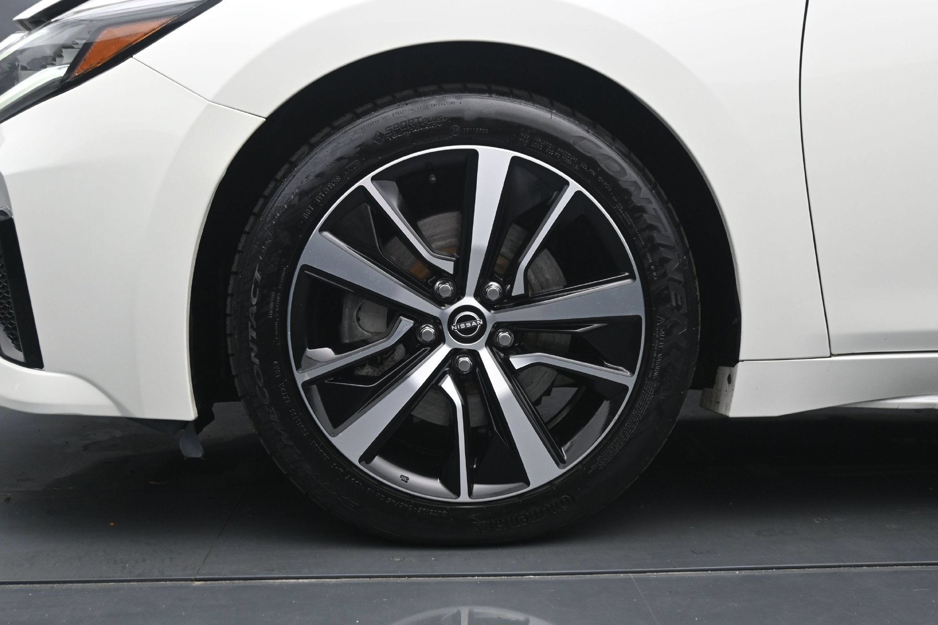 Used 2023 Nissan Maxima SV w/ Floor Mat Group FWD image 24