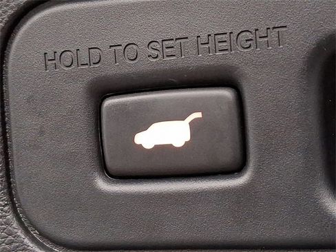 Used 2023 Acura MDX A-Spec image 30