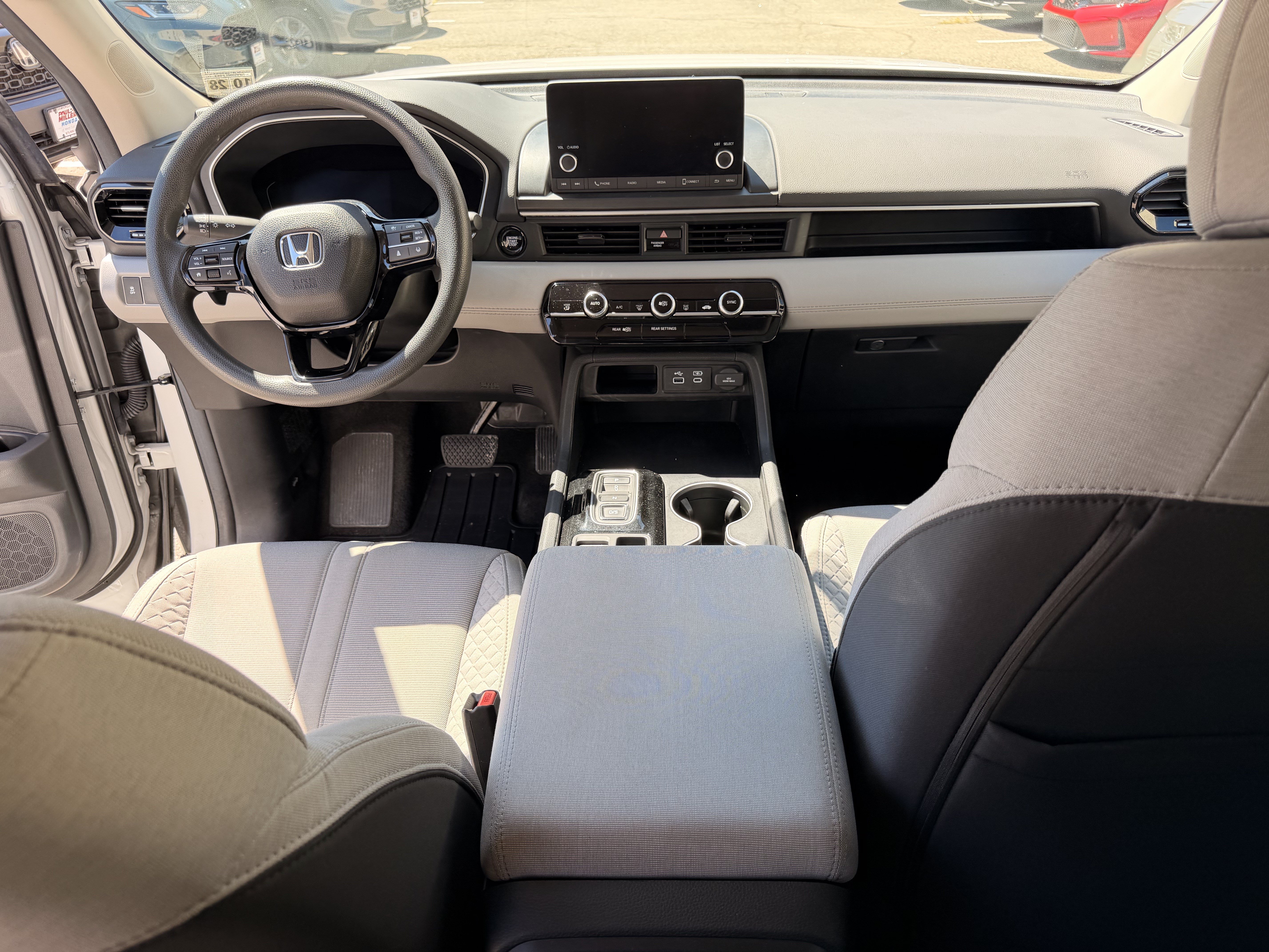 Certified 2024 Honda Pilot LX image 16