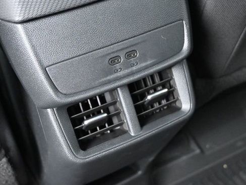 New 2026 Chevrolet Equinox LT w/ Midnight Edition FWD image 28