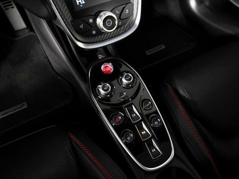 Used 2023 McLaren GT image 20