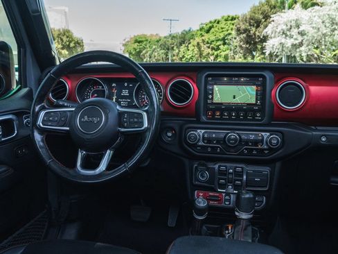 Used 2021 Jeep Wrangler Unlimited Rubicon AWD/4WD image 19