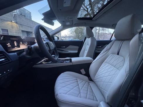New 2026 Nissan Sentra SL w/ Floor Mat Package FWD image 30