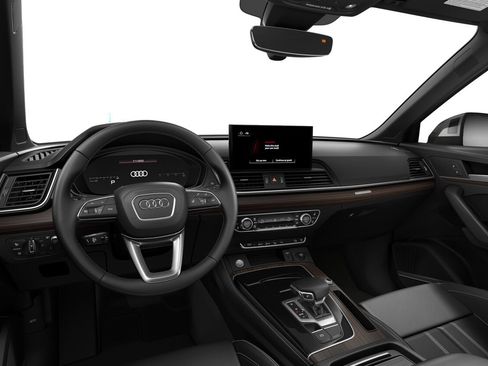 Certified 2023 Audi Q5 2.0T Prestige AWD/4WD image 3