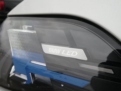 Used 2026 BMW X5 M60i image 35