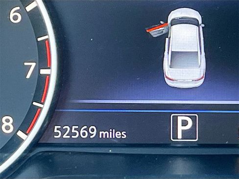 Used 2022 Nissan Maxima SR w/ Sport Mat Group image 12