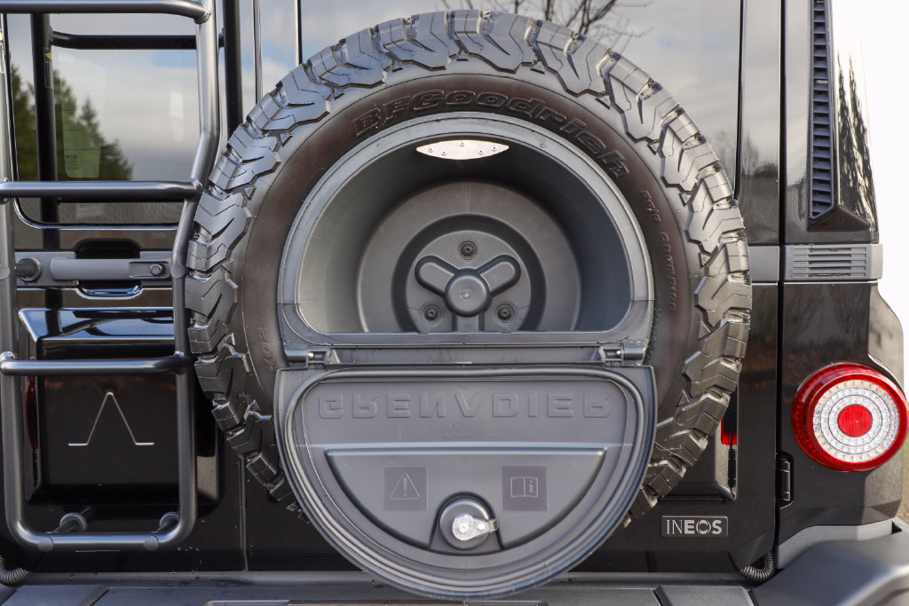New 2025 INEOS Grenadier Station Wagon AWD/4WD image 33