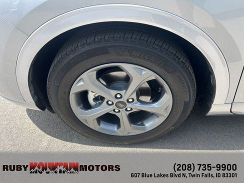 Used 2024 Ford Escape ST-Line w/ Tech Pack #1 FWD image 18