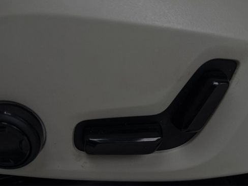 Used 2020 Volvo XC90 T6 Inscription w/ Protection Package Premier image 47