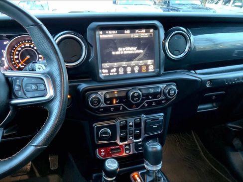 Used 2023 Jeep Wrangler Unlimited Rubicon 392 w/ Dual Top Group image 7