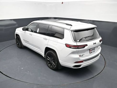 Used 2021 Jeep Grand Cherokee L Overland w/ Advanced Protech Group III AWD/4WD image 61
