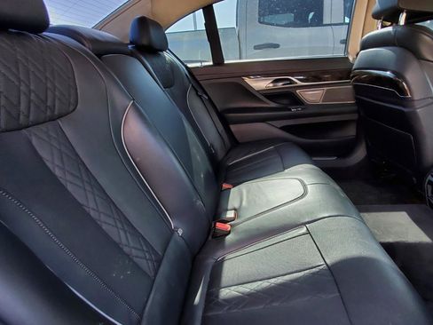 Used 2016 BMW 750i xDrive image 6