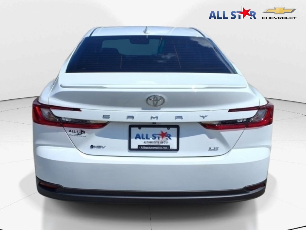 Used 2025 Toyota Camry LE FWD image 7