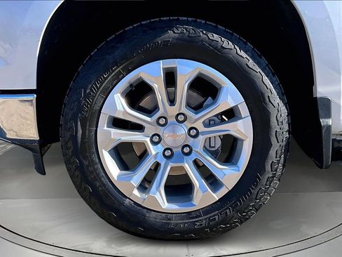Used 2024 Chevrolet Silverado 1500 LTZ image 35