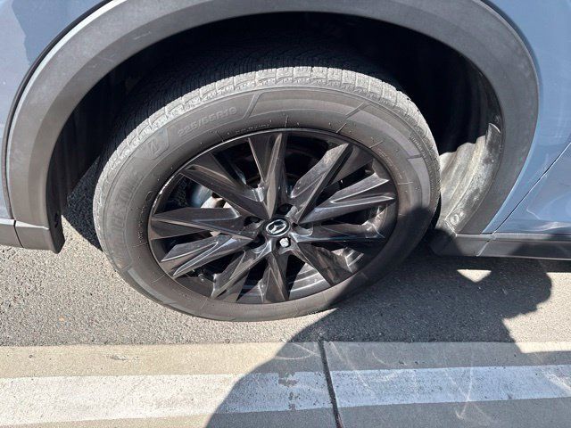 Used 2021 MAZDA CX-5 Carbon Edition AWD/4WD image 3