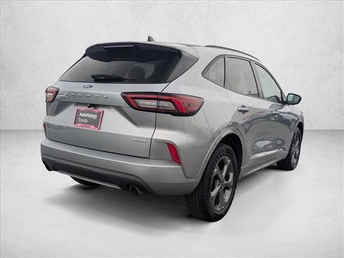 Used 2023 Ford Escape ST-Line image 5
