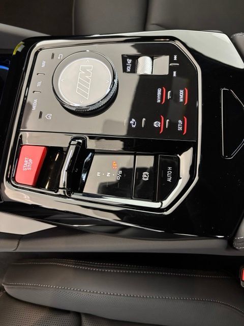 Used 2026 BMW M5 w/ Executive Package AWD/4WD image 18