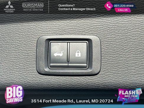 New 2025 Mitsubishi Outlander SE image 22