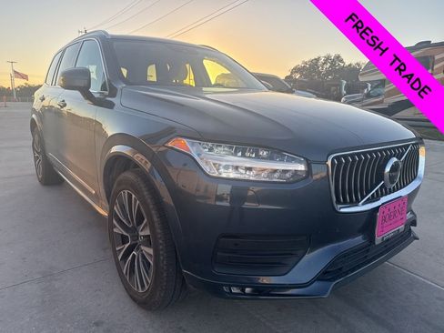 Used 2021 Volvo XC90 T6 Momentum w/ Protection Package Premier image 7