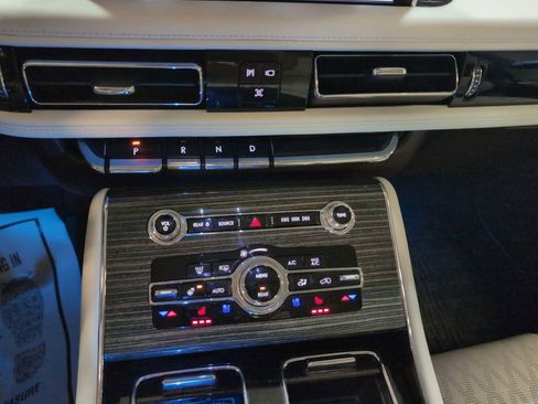 Used 2023 Lincoln Aviator Black Label image 18