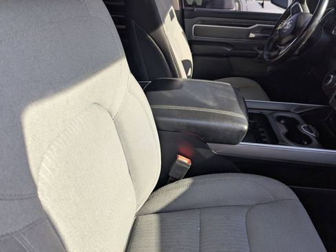 Used 2020 RAM 1500 Big Horn AWD/4WD image 11