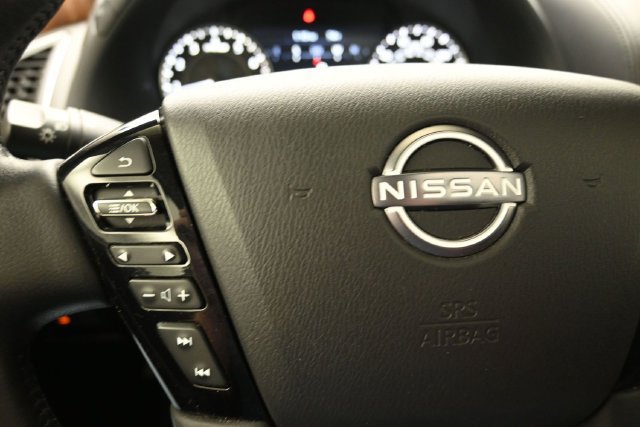 Used 2024 Nissan Armada SL w/ Captain's Chairs Package AWD/4WD image 27