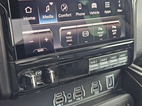 New 2026 RAM 3500 Limited image 36